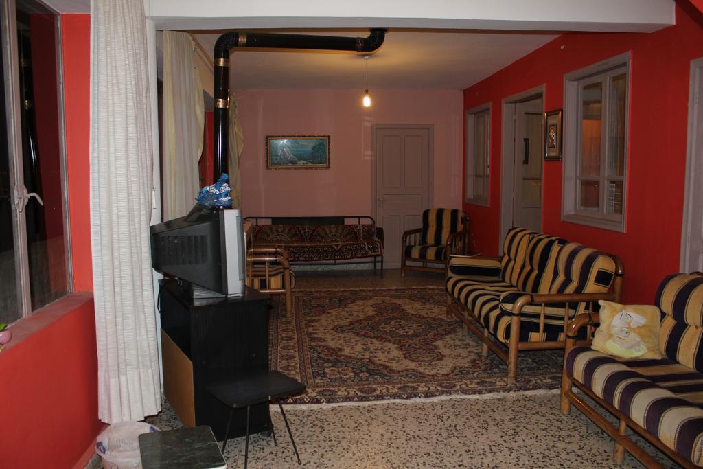 Bauhaus Motel Bcharré エクステリア 写真