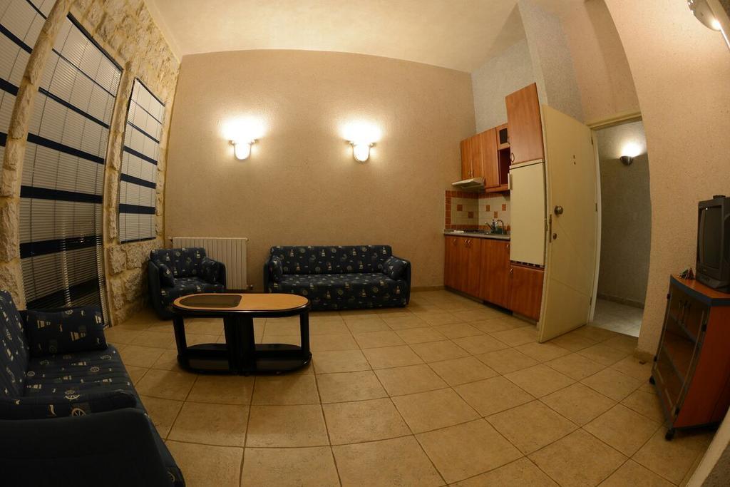 Bauhaus Motel Bcharré エクステリア 写真